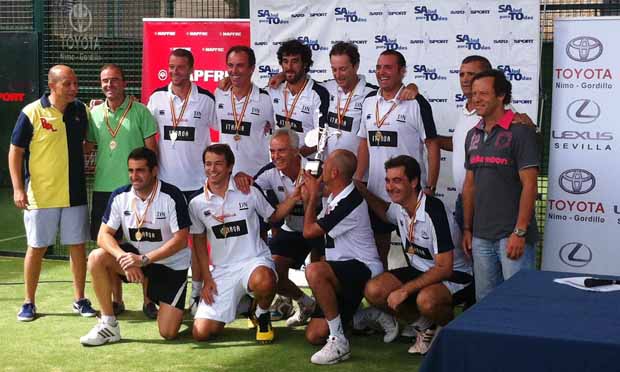 Itaroa Los Veteranos del Itaroa-Pablo Semprun Sport Center, Campeones de España